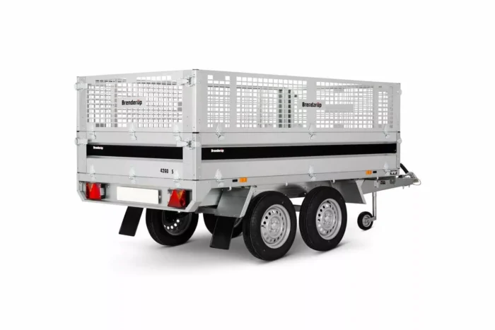 Plateforme : 2,59 m x 1,43 m / 750 kg BRENDERUP avec extension